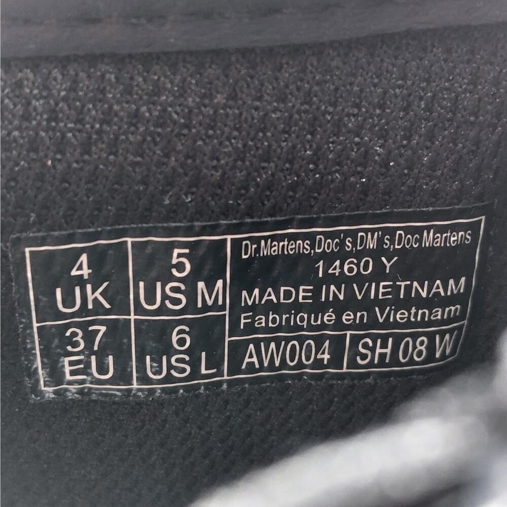 Dr Martens 1460 Girls Size 6 Youth Black Patent Glitter Star Combat Boots School - Picture 9 of 13